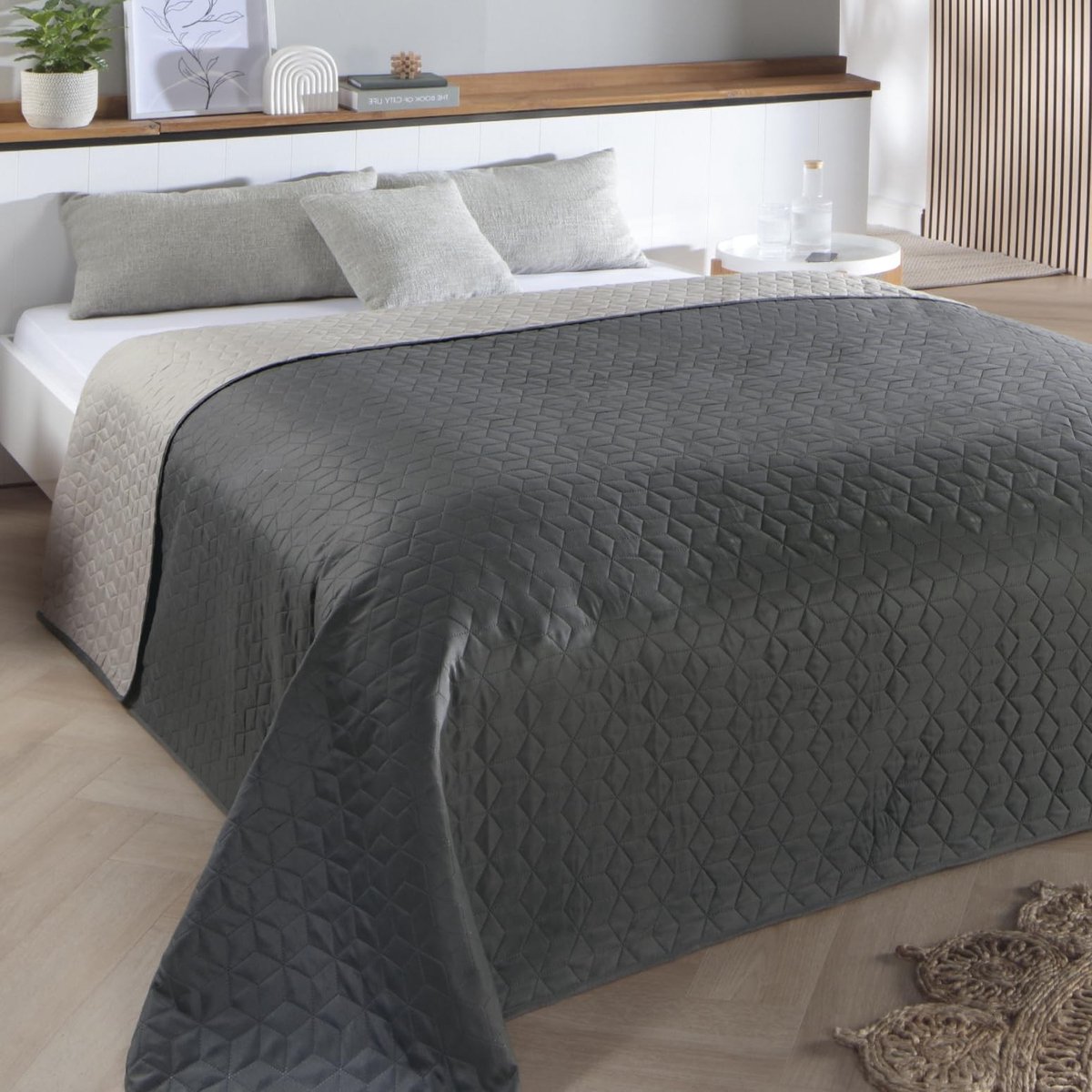 Dailygoods- Bedsprei Gewatteerd 140 x 210 cm - Effen/Omkeerbaar - Antraciet/Grijs - Geometrisch Hexagon-Patroon - Duurzaam Materiaal - Comfortabel - Dekbedovertrek
