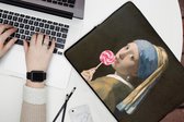 Laptophoes 15.6 inch - Meisje met de parel - Vermeer - Snoep - Laptop sleeve - Binnenmaat 39,5x29,5 cm - Zwarte achterkant