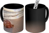 Magische Mok - Foto op Warmte Mok - Schelp - Strand - Lucht - 350 ML