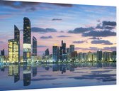 Uitzicht op de skyline van Abu Dhabi bij zonsondergang - Foto op Dibond - 90 x 60 cm