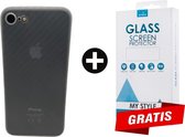 Backcase Carbon Hoesje iPhone SE (2020) Wit - Gratis Screen Protector - Telefoonhoesje - Smartphonehoesje