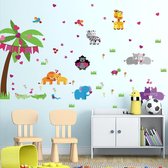 Muursticker Boom, Dieren en Hartjes 185 x 122 cm