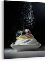 Schilderij - Dessert with blueberries and raspberries sprinkled with powdered sugar — 70x100 cm