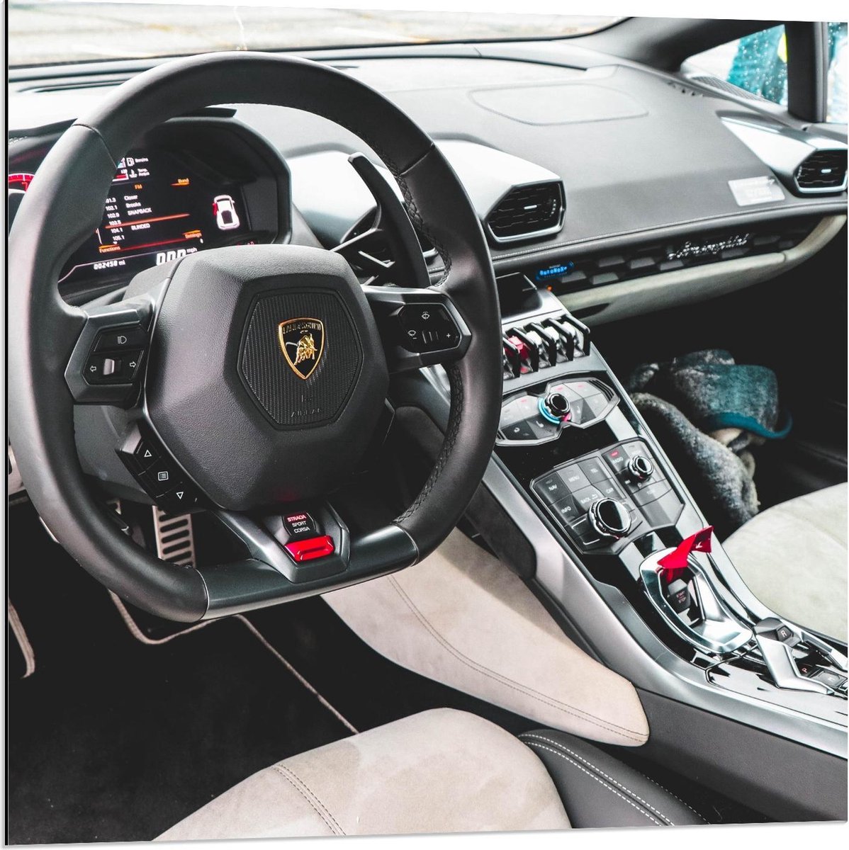 Dibond - Lamborghini Auto Binnenkant - 80x80cm Foto op Aluminium (Wanddecoratie van metaal)
