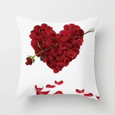 Kussenhoes Rood hart gemaakt van bloemblaadjes (500275)