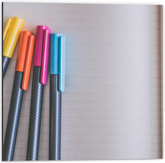 Dibond - Geel/Oranje/Roze/Blauwe Pen - 50x50cm Foto op Aluminium (Wanddecoratie van metaal)
