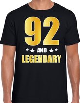 92 and legendary verjaardag cadeau t-shirt / shirt - zwart - gouden en witte letters - voor heren - 92 jaar  / outfit M