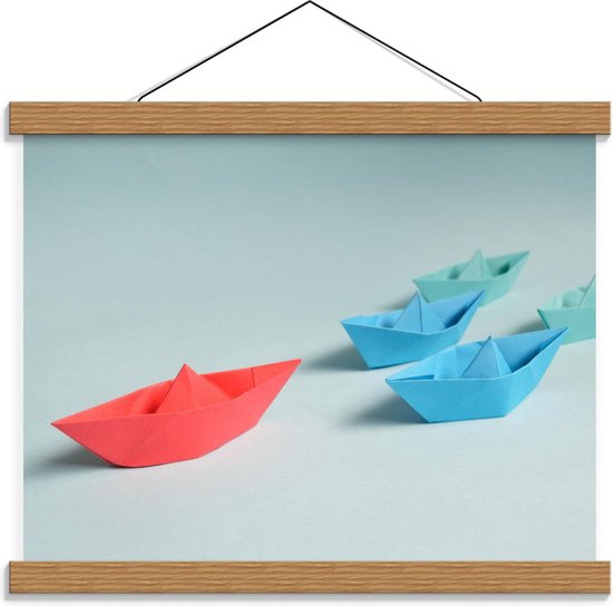 Schoolplaat – Papieren Gevouwen Bootjes - 40x30cm Foto op Textielposter (Wanddecoratie op Schoolplaat)