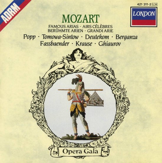 Cover van "Mozart: Famous Arias" met een gravure van een vrouw met een lauwerkrans, omlijst met een sierlijke krans. Centraal een illustratie van een inheemse figuur met een speer.