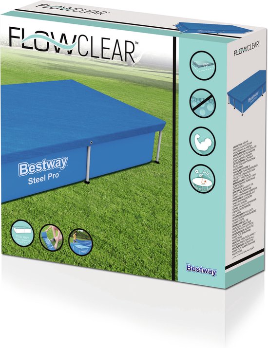 Bestway Flowclear verpakking met een blauw afdekzeil op een rechthoekig zwembad op gras.