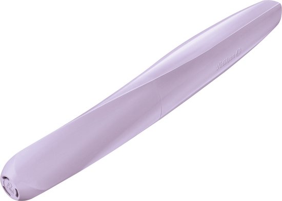 Lavendelkleurige Pelikan Twist vulpen, dop erop.