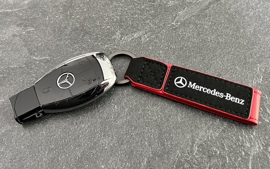 Mercedes Benz | Sleutelhanger | Leder | Rood | Suéde | Automerk