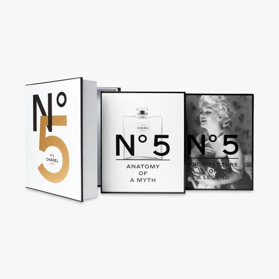 Chanel N°5 - cover