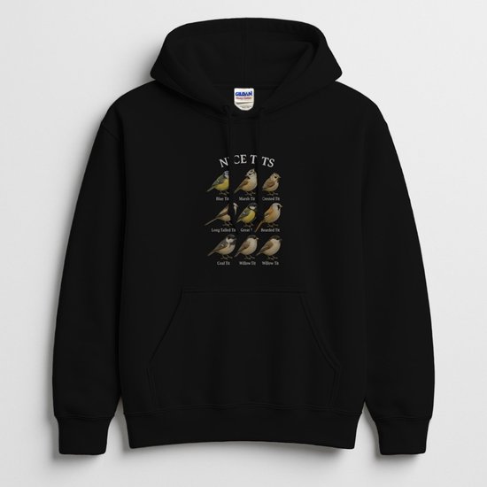 Zwarte hoodie met capuchon en een illustratie van diverse mezensoorten en de tekst 'NICE TITS'.
