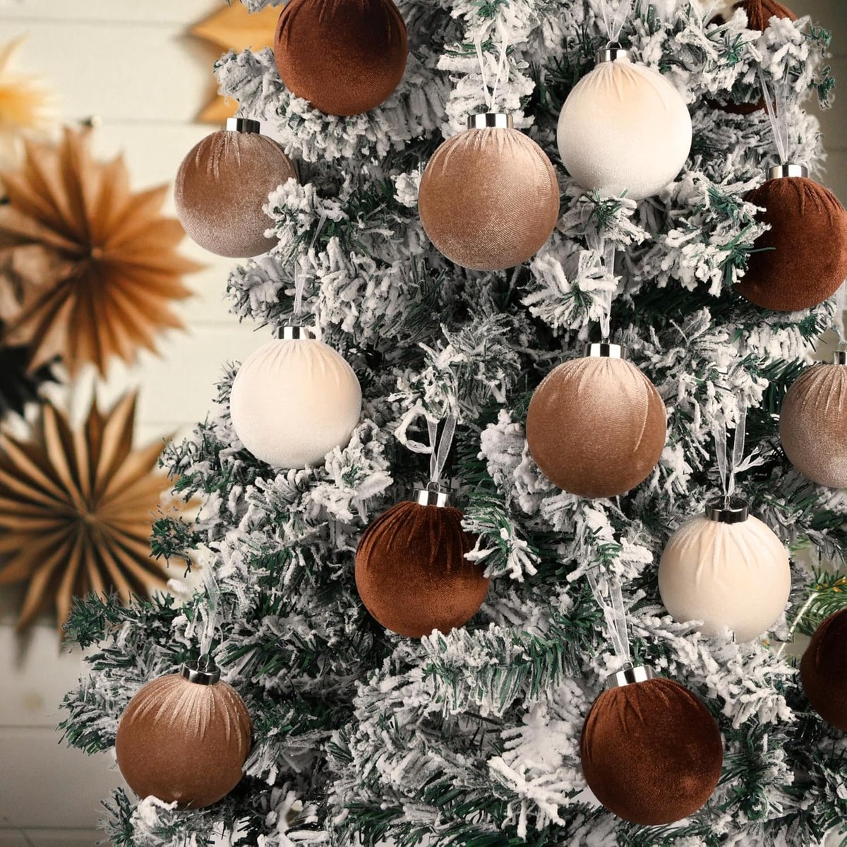 Bruine fluwelen kerstboomornamenten – 15-delige set onbreekbare ornamenten – Verschillende tinten bruin, neutraal en beige – 80 mm (3,15 inch) – foto 4