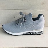 Lastrada knitted sneaker met steentjes