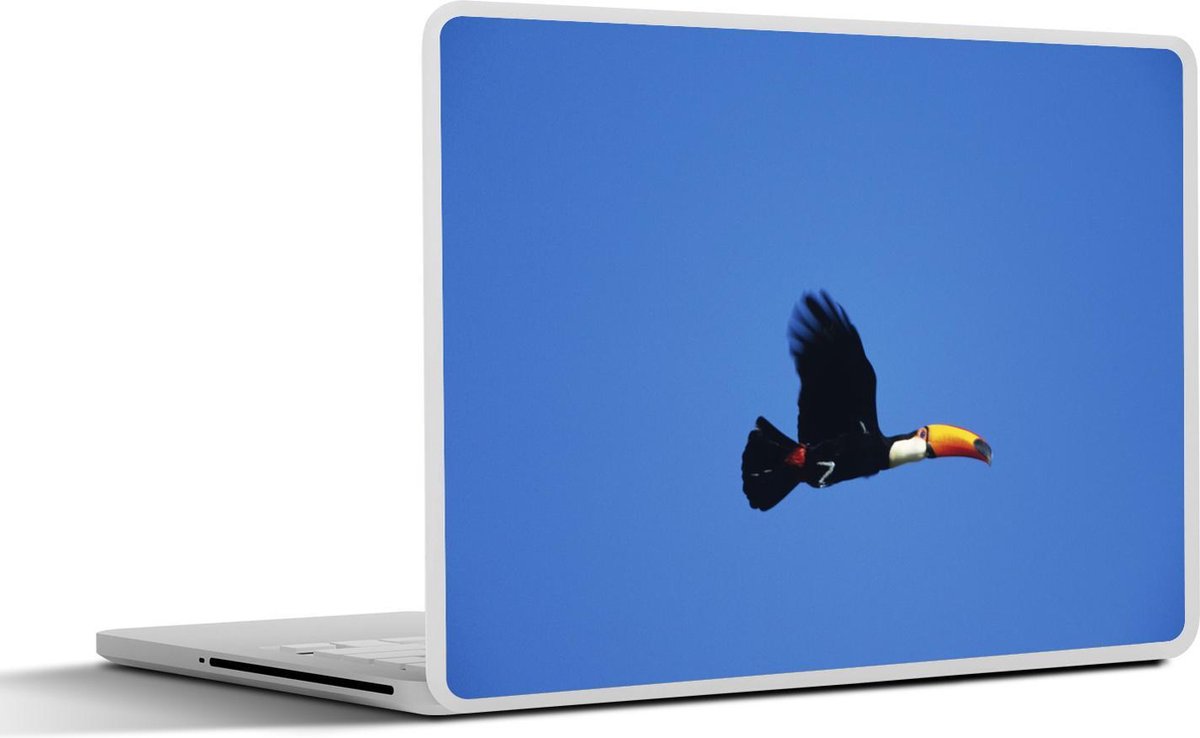 Afbeelding van product SleevesAndCases  Laptop sticker - 13.3 inch - Reuzentoekan in een knalblauwe lucht