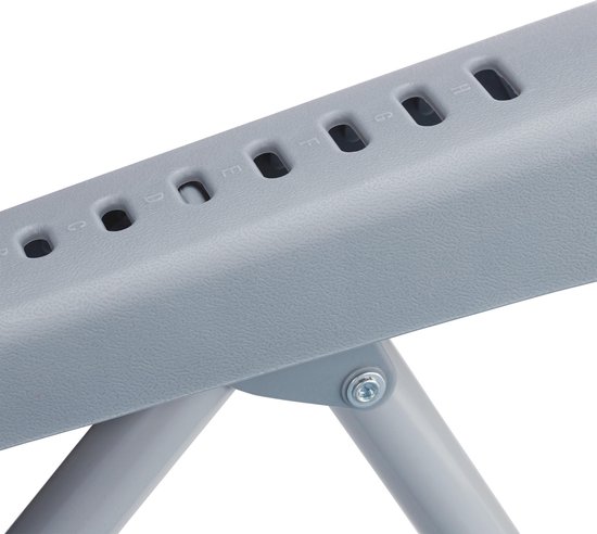 Relaxdays ligstoel klapbaar - nekkussen - flessenopener - verstelbare armleuning - 120 kg - kunststof - staal - grijs van Relaxdays — afbeelding 2