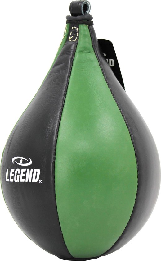 Zwarte en groene bokszak met 'LEGEND' logo.