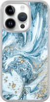 Casimoda® hoesje - Geschikt voor iPhone 14 Pro - Marble Sea - 2-in-1 case - Schokbestendig - Marble design - Verhoogde randen - Blauw, Transparant