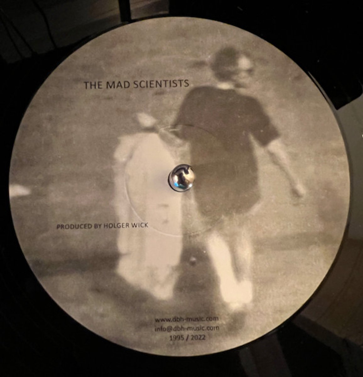 Dj Esp, Hoschi - The Mad Scientists