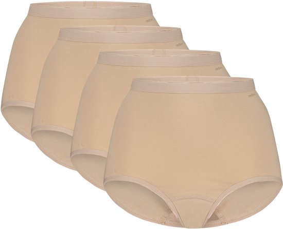 Vier beige high-waist slips van Ten Cate met een elastische tailleband, op een rij.