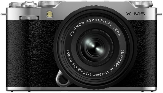 Fujifilm X-M5 Zilver + XC 15-45mm f/3.5-5.6 OIS PZ