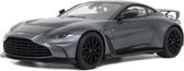 Aston Martin V12 Vantage 2023 Magnetic Silver, GT Spirit GT443