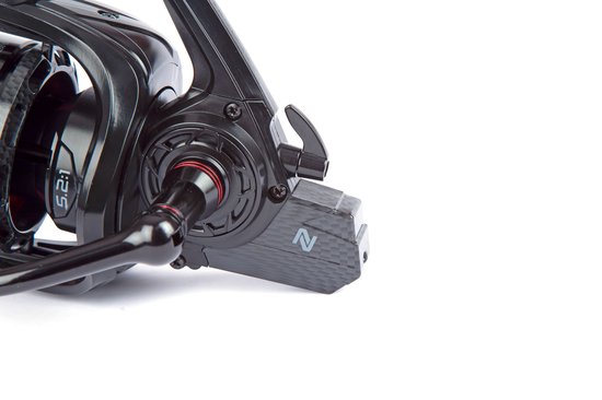 Werpmolen - Nytro - StarkX -Carbon - Long Cast - 5500 - Feedermolen — afbeelding 5