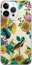 Casimoda® hoesje - Geschikt voor iPhone 14 Pro Max - Zonnebloemen / Bloemen - Siliconen/TPU telefoonhoesje - Backcover - Bloemen - Geel