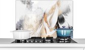 KitchenYeah® Spatscherm keuken 90x60 cm - Kookplaat achterwand abstract - Goud luxe - Muurbeschermer hittebestendig - Spatwand fornuis - Hoogwaardig aluminium - Muurdecoratie industrieel