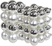 52x stuks glazen kerstballen zilver 6 en 8 cm mat/glans - Kerstversiering/kerstboomversiering
