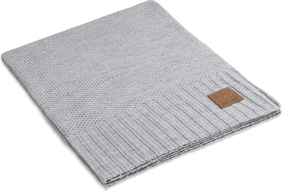 Knit Factory Lynn Gebreid Plaid - Woondeken - plaid - Wollen deken - Kleed - Licht Grijs - 160x130 cm
