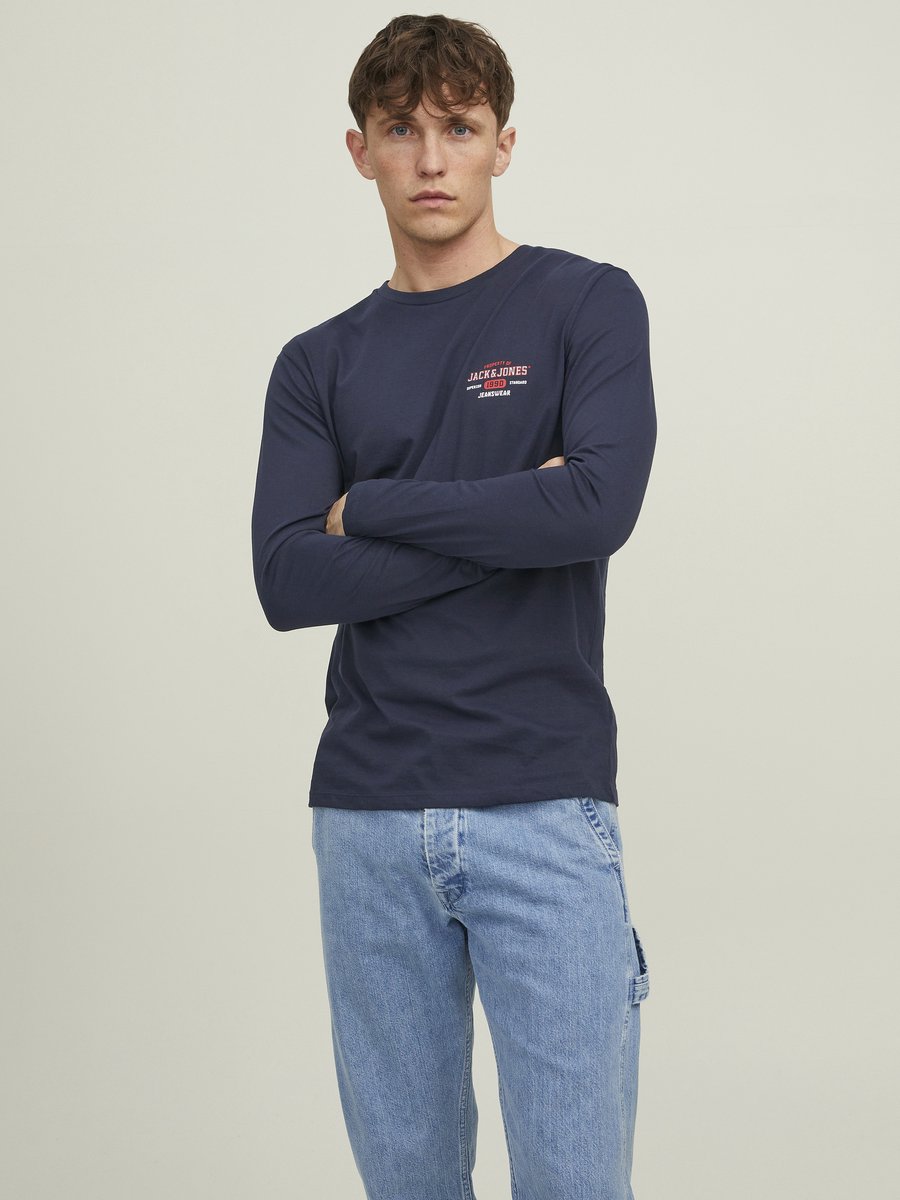 Jack & Jones Essentials long sleeve t-shirt in white