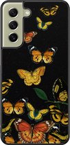 Leuke Telefoonhoesjes - Hoesje geschikt voor Samsung Galaxy S21 FE - Vlinders - Backcover zwart - Print / Illustratie - Zwart, Goud