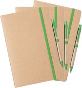 Set van 6x stuks nature look schriften/notitieboekje met groen elastiek A5 formaat - blanco paginas - opschrijfboekjes -60 paginas