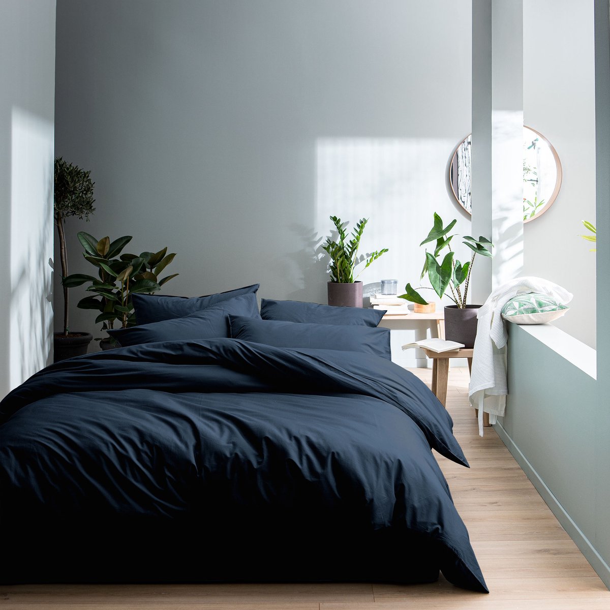 Matt & Rose Dekbedovertrek Donkerblauw - 260 x 240 + 2x 65 x 65 cm - Gewassen katoen