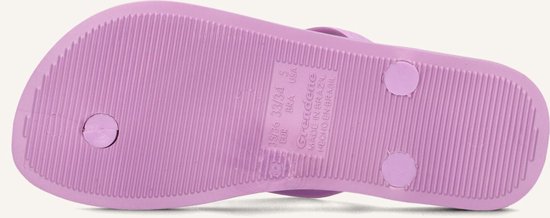 Onderkant van een lichtpaarse Ipanema slipper met strepenpatroon en maatindicatie.