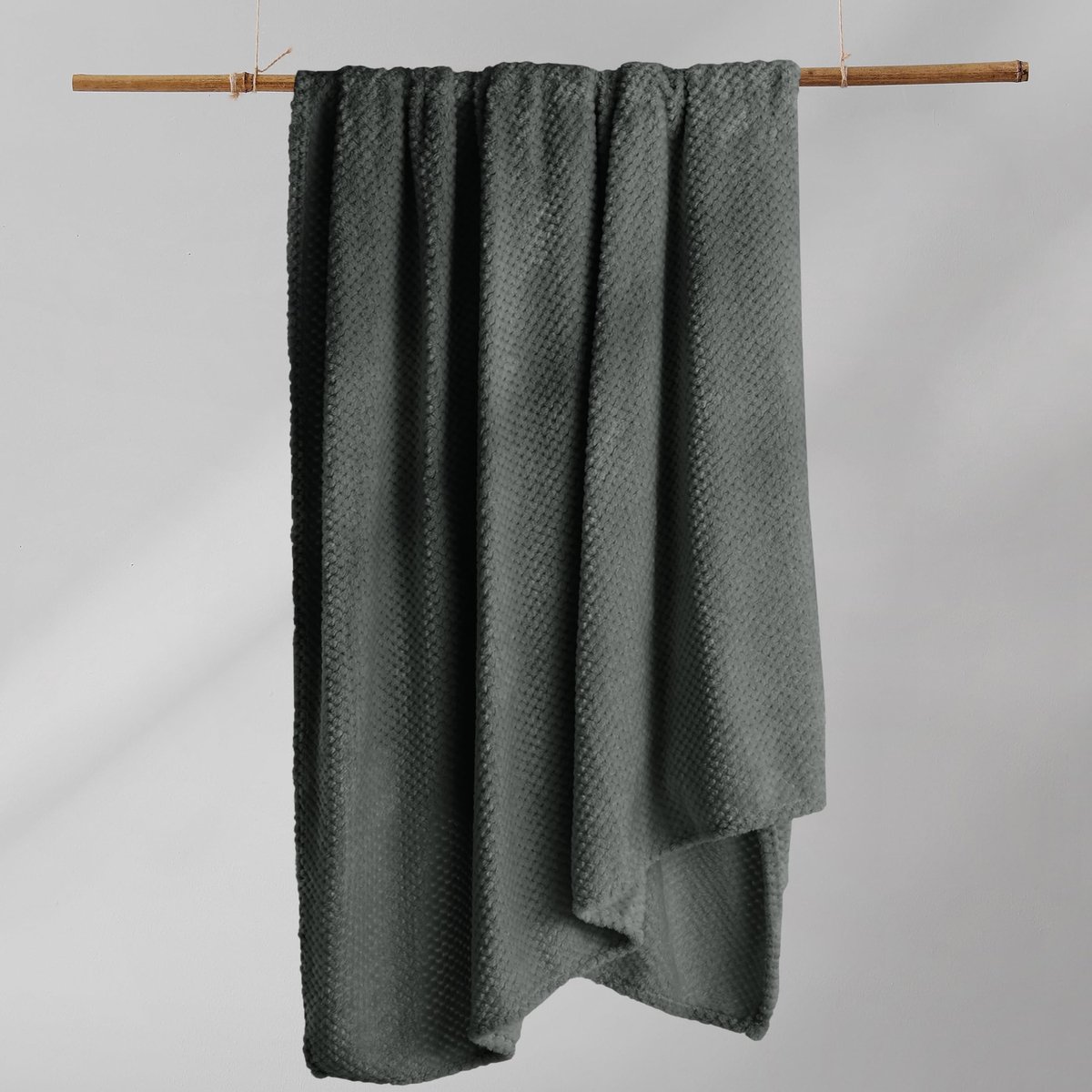 Unyqoos Zachte microvezel knuffeldeken in Scandinavische stijl voor comfort en warmte Antraciet