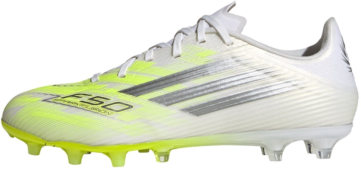 adidas Performance F50 SPARKFUSION LEAGUE Low Firm Ground / Artificial Ground Voetbalschoenen Vrouwen - Dames - Wit