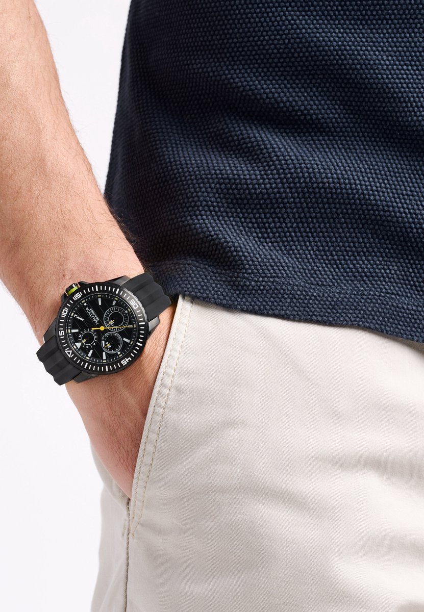 Nautica Nst Quartz Analoog Horloge Geel Material 100% Roestvrij Staal 100% Siliconaarmband 44 mm NAPNSF506, NAPNSF509