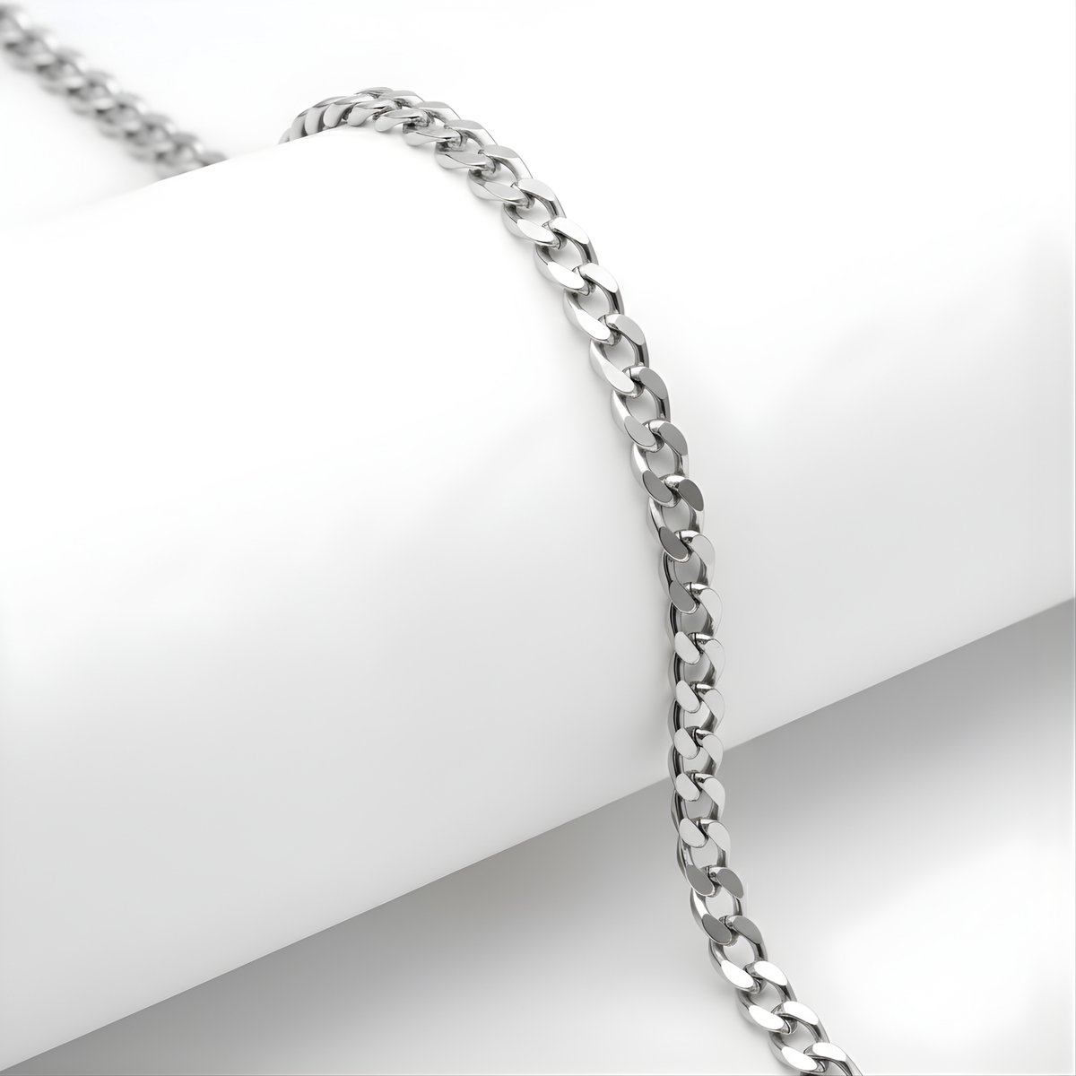 Ainy - Stainless Steel Ketting Zilver | 5mm-60cm | Sieraden | Unisex Necklace | Schakelketting | RVS Staal | Cadeau voor Dames en Heren