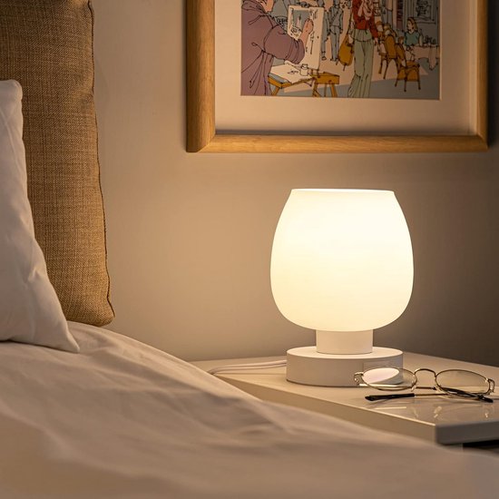 Dimbare Bedlamp met USB-C en A Oplaadpoorten - Kleine Nachtlamp voor Slaapkamer met Witte Opale Lampenkap van Merkloos — afbeelding 4