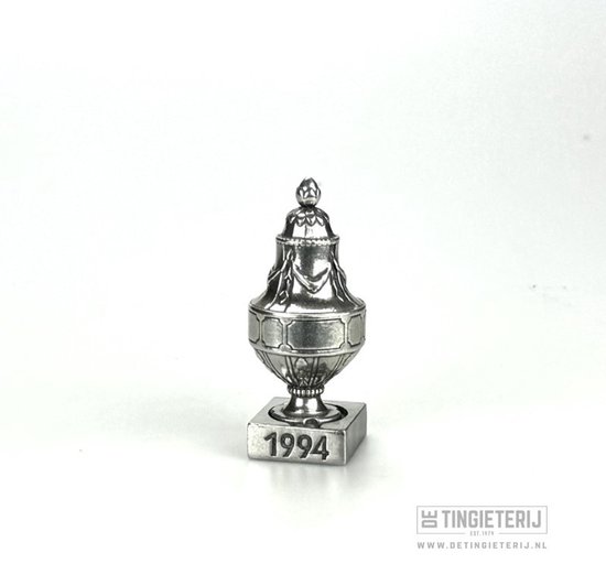 KNVB Beker - 1994 - Feyenoord - Officieel KNVB Product - Luxe verpakking - Uniek miniatuur - Voetbal - Fanartikel