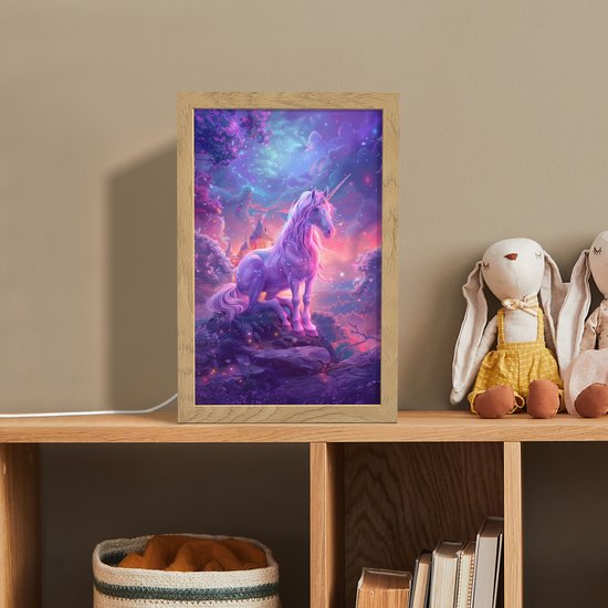 Nachtlampje 20x30 cm - Kinder lampje - Eenhoorn - Fantasy - Kasteel - Meisje - Paars - Roze - Tafellamp kinderkamer - Slaapkamer lamp - Bedlamp kinderen - Kinderlampje stopcontact - Wandlamp babykamer - Nachtlampjes van Merkloos — afbeelding 3