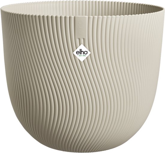 Beige bloempot met golvend ribbelpatroon en Elho-logo.