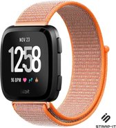 Nylon Smartwatch bandje - Geschikt voor Fitbit Versa / Versa 2 nylon bandje - oranje - Strap-it Horlogeband / Polsband / Armband