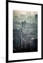 Fotolijst incl. Poster - Mist boven Sarajevo hoofdstad van Bosnië en Herzegovina - 60x90 cm - Posterlijst