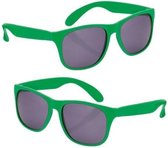 4x stuks voordelige groene party zonnebrillen - Verkleedbrillen voor volwassenen