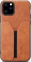 Apple iPhone 11 Pro Max Hoesje - Mobigear - Creditcard Serie - Hard Kunststof Backcover - Cognac - Hoesje Geschikt Voor Apple iPhone 11 Pro Max